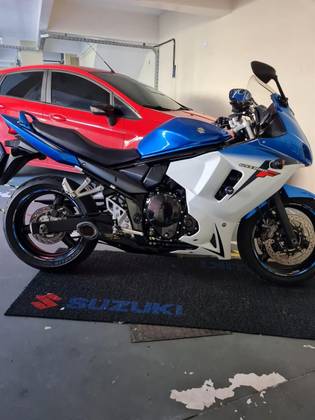 SUZUKI GSX 650 F SUZUKI GSX 650 F